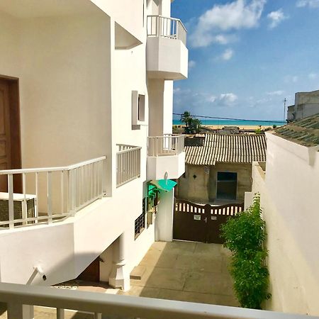 Dodoo Lodge Cotonou Exterior photo