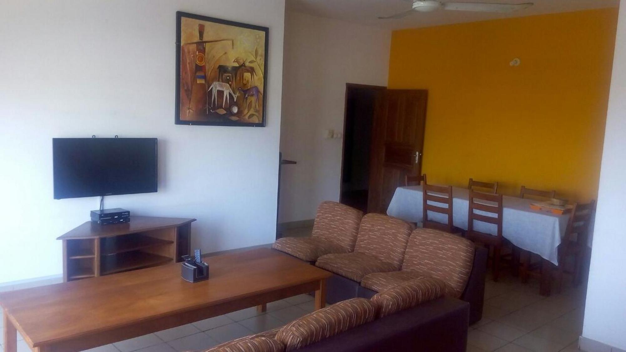 Dodoo Lodge Cotonou Exterior photo