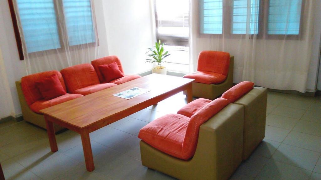 Dodoo Lodge Cotonou Exterior photo