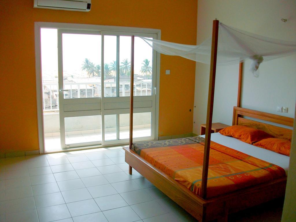 Dodoo Lodge Cotonou Exterior photo