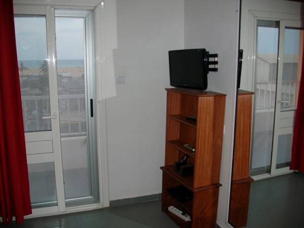 Dodoo Lodge Cotonou Exterior photo